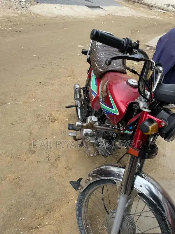 Honda CD 70 Motorcycle, Red, Excellent Condition, Low Mileage