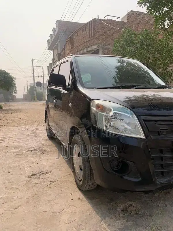 Suzuki WagnoR VXR Compact Hatchback - Well Maintained Family Vehicle