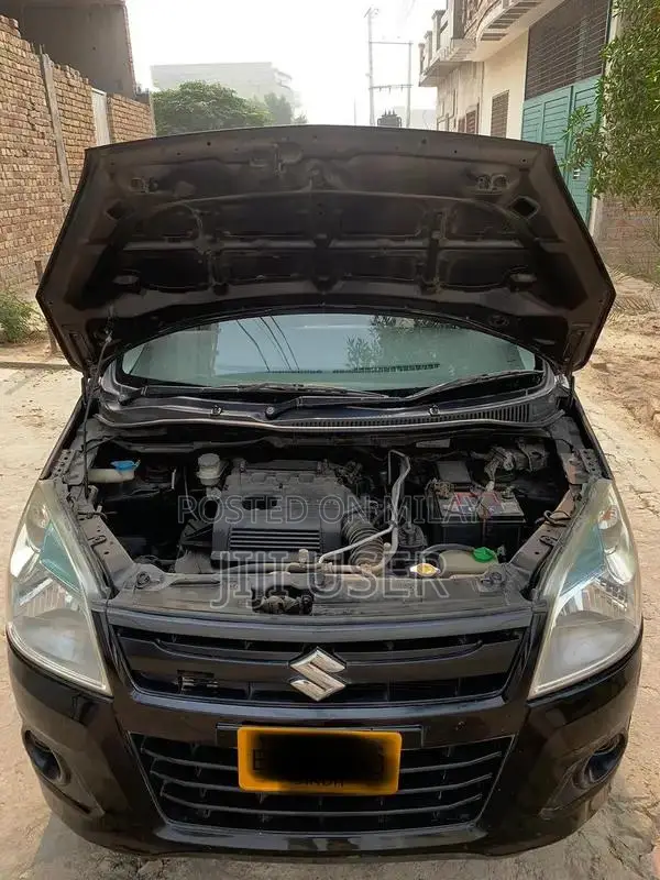 Suzuki WagnoR VXR Compact Hatchback - Well Maintained Family Vehicle