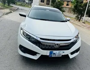 Photo - Honda Civic VTi Oriele Prosmatec Sedan 2018