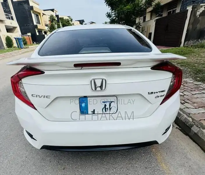 Honda Civic VTi Oriele Prosmatec Sedan 2018