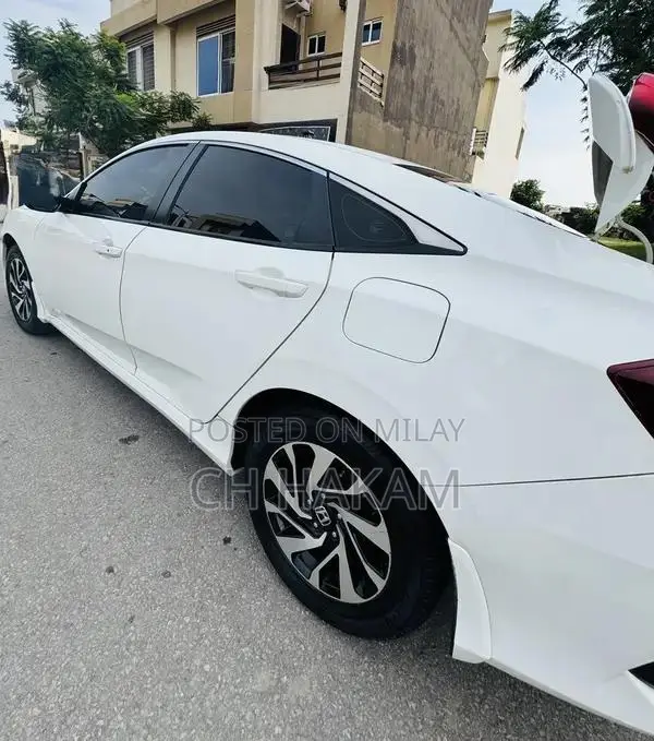 Honda Civic VTi Oriele Prosmatec Sedan 2018