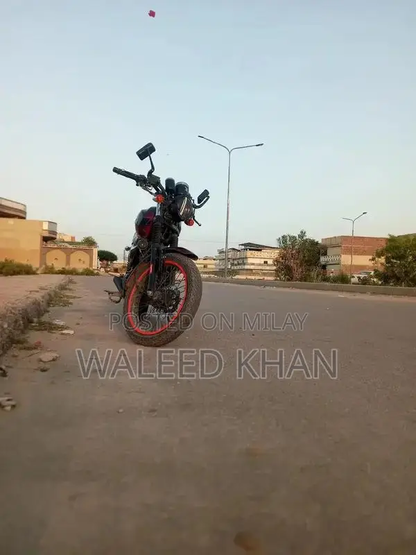 Hi Speed Infinity 150 CC Cafe Racer Motorcycle