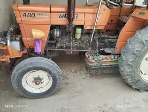 Photo - Fiat 480 Special Tractor - Reliable Agricultural Machinery