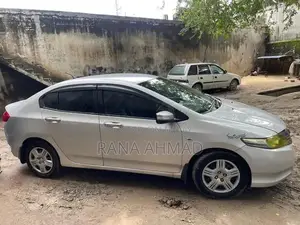 Honda City Auto Sedan 2009 - Minor Touchup