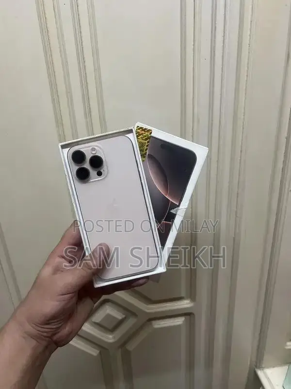 High-Performance Smartphone with Large Storage