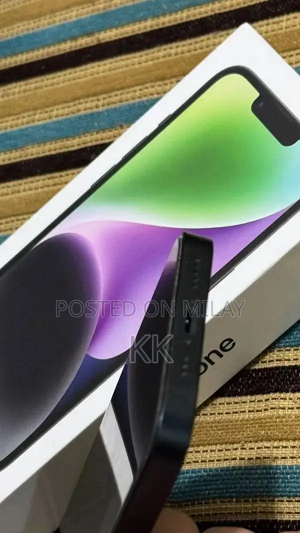 Apple iPhone 14 - 128GB, Excellent Condition, Full Warranty