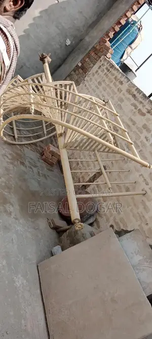 Decorative Iron Spiral Ladder - 11.5 Feet Total Home Staircase Design