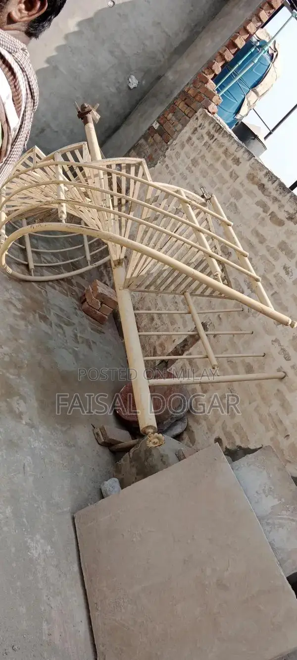 Decorative Iron Spiral Ladder - 11.5 Feet Total Home Staircase Design