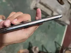 Photo - Apple iPhone 11 Pro Smartphone - Excellent Condition