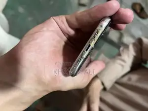 Apple iPhone 11 Pro Smartphone - Excellent Condition