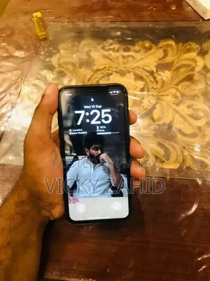 Photo - 64GB Smartphone with High Battery Condition