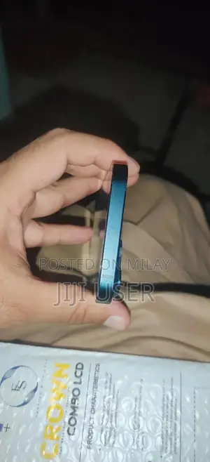 Apple iPhone 14 128GB Smartphone - Excellent Condition