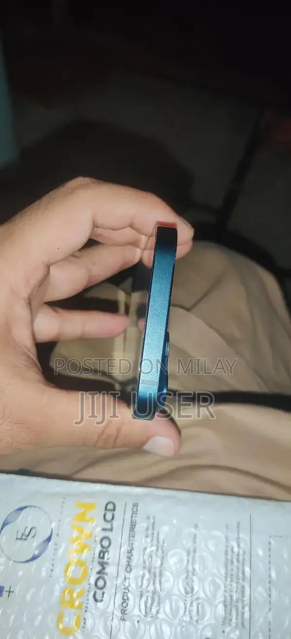 Apple iPhone 14 128GB Smartphone - Excellent Condition