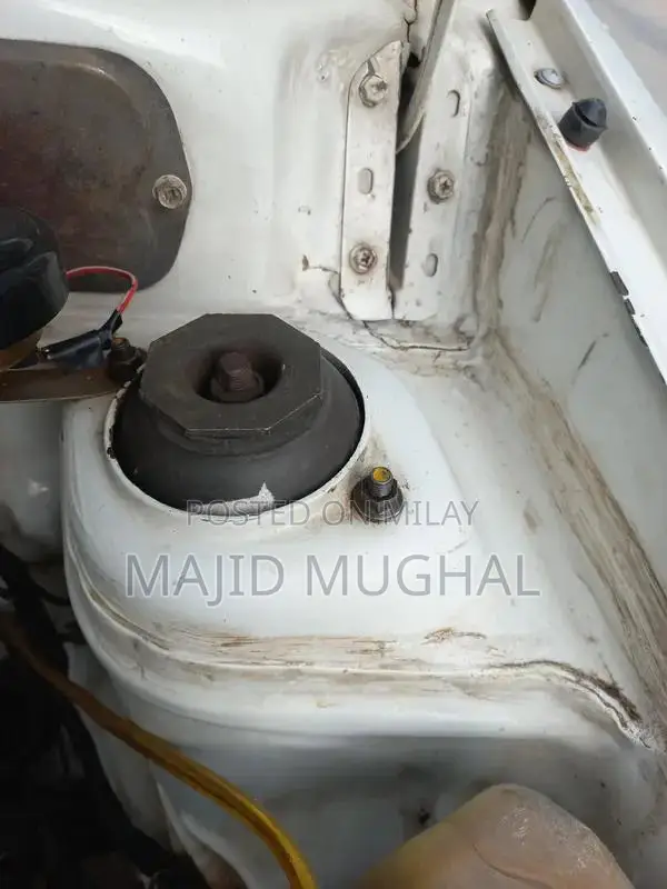 Mehran 2004 Family Sedan Reliable City Car