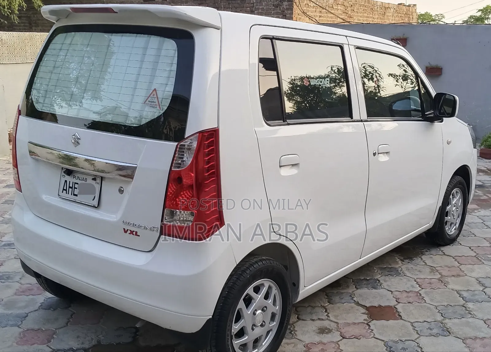 Suzuki Wagon R 2021 White