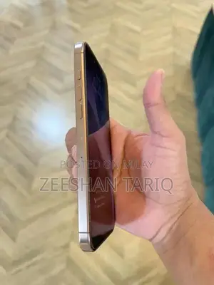 Apple Smartphone 256GB Desert Titanium Pristine Condition