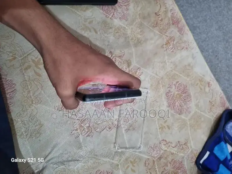 Google Smartphone Mid-Range 6GB RAM 128GB Storage