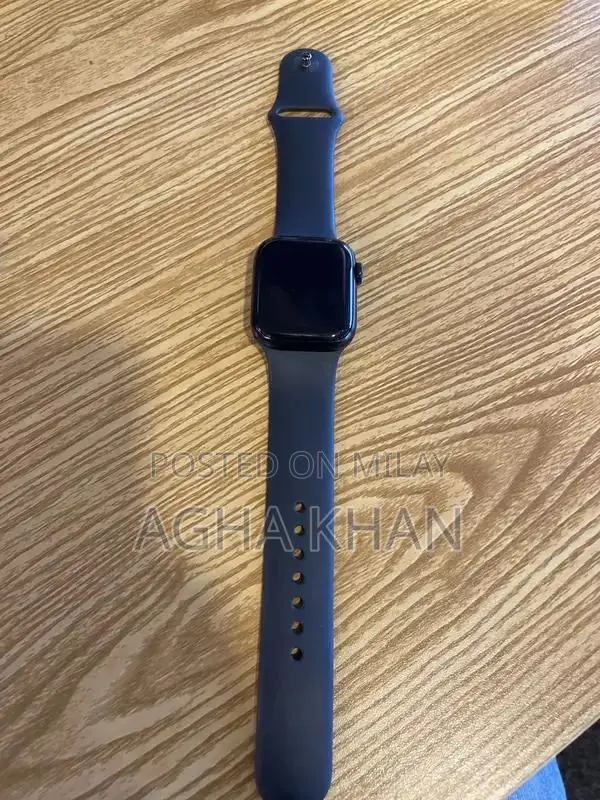 Apple Watch Series 8 41mm Smart Fitness Smartwatch GPS Model