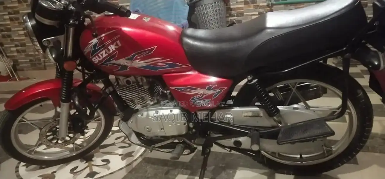 Suzuki GS 150 Motorcycle - Low Mileage, Well-Maintained