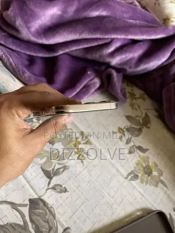 Apple iPhone 12 Pro Max - 256GB High-Performance Smartphone