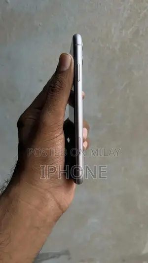 Factory Unlocked iPhone 11 64GB Smartphone