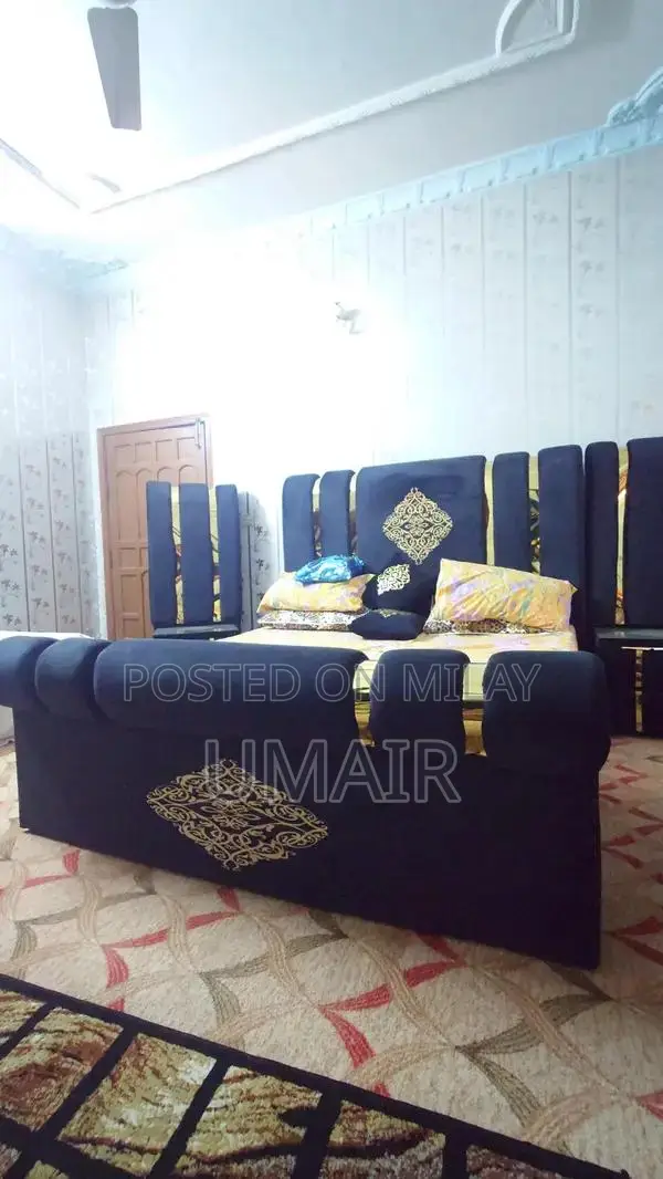 Solid Wood Bedroom Set: Full Bed, Side Tables, Dresser