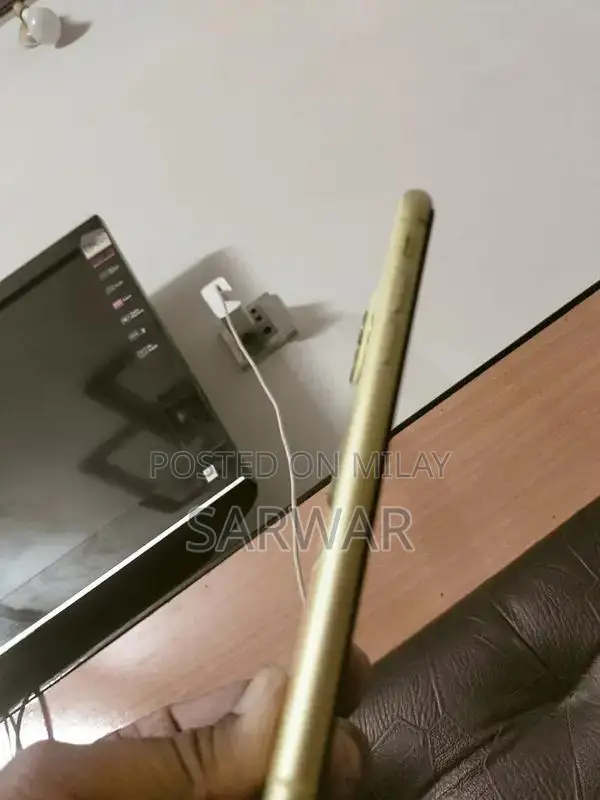 Apple iPhone 11 - Pristine Condition Smartphone