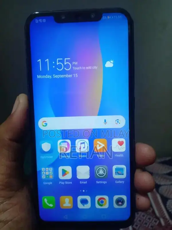 Dual Camera Smartphone with Large Storage