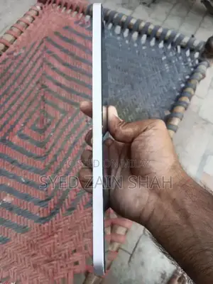 Apple iPad Mini 6 Tablet - Clean Condition with Accessories