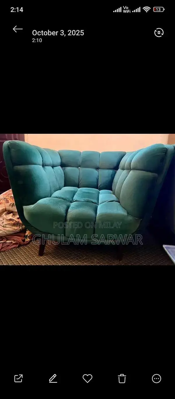 7-Seater Sofa Set with Complementary Combed Sofa