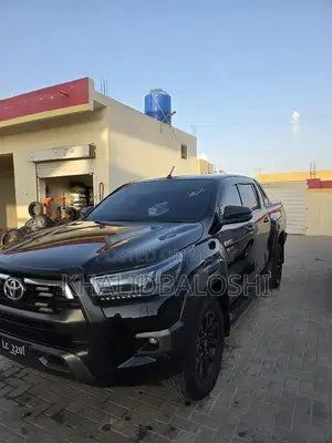 Photo - Toyota Hilux Revo Rocco 4x4 Automatic SUV 2022