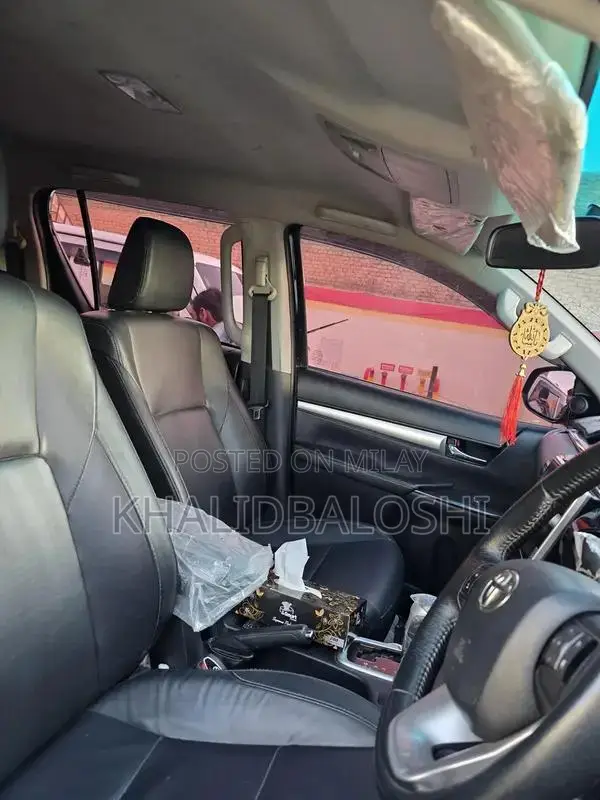 Toyota Hilux Revo Rocco 4x4 Automatic SUV 2022