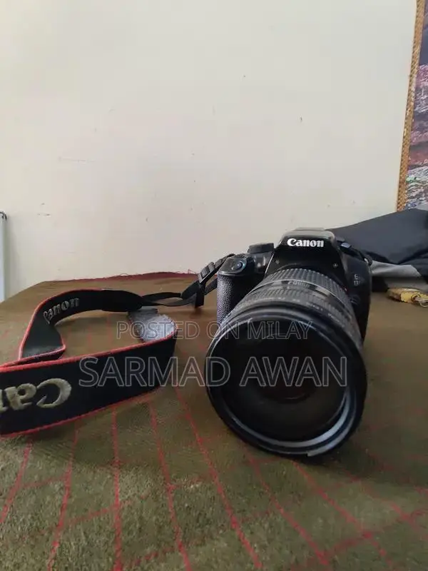 Canon 1300d DSLR Camera with 75-300mm Zoom Lens Kit