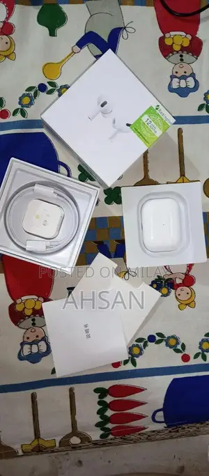 Apple AirPods Pro Wireless Bluetooth In-Ear Earbuds