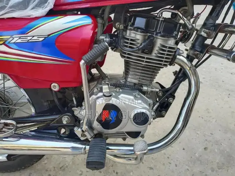 2022 Honda 125cc Motorcycle - Excellent Condition