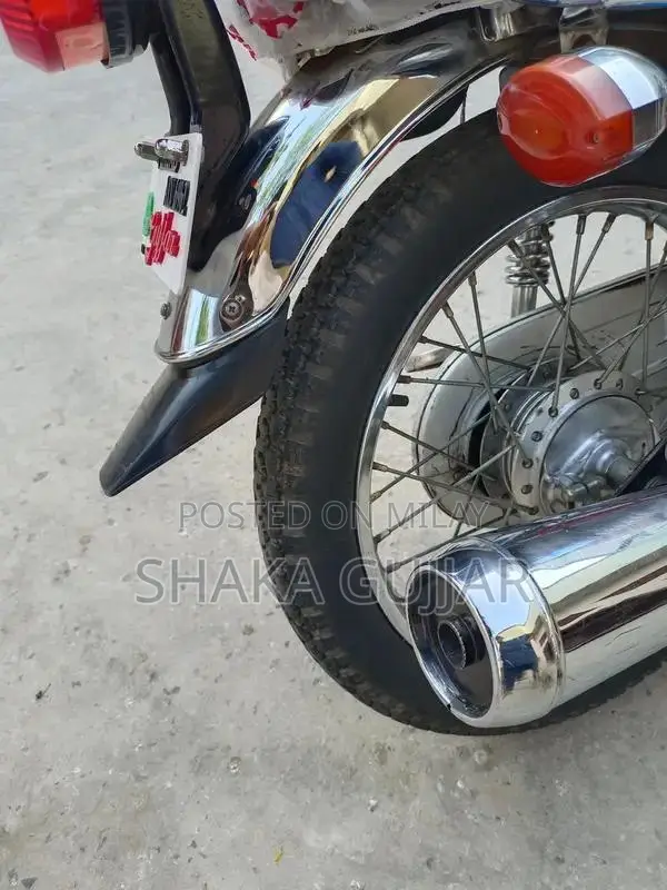 2022 Honda 125cc Motorcycle - Excellent Condition