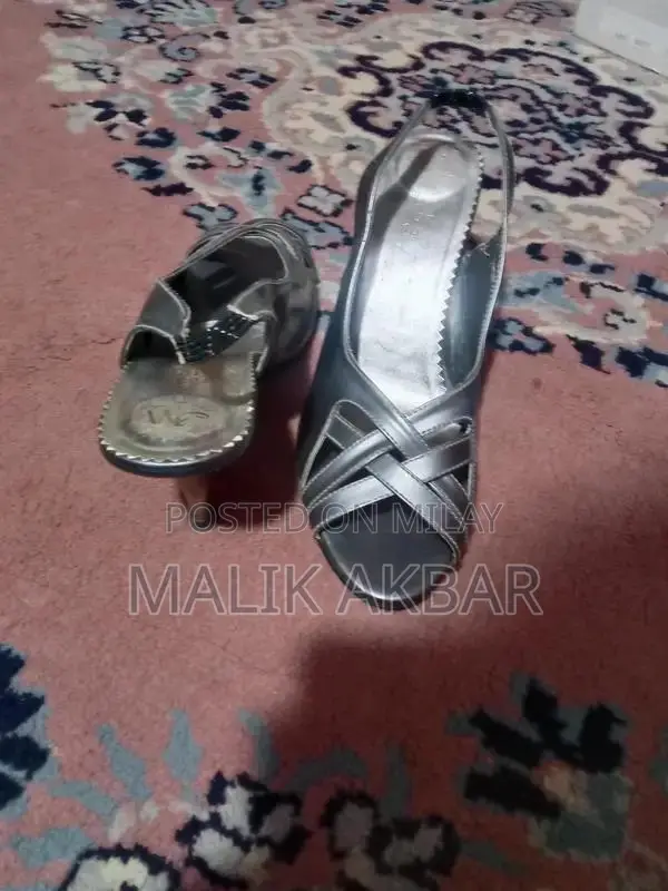 Women's Stylish Leather Shoes - Size 38 European Comfort Fit