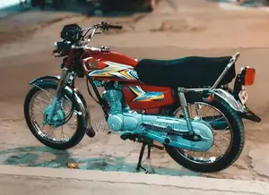 Photo - Honda 125 Motorcycle 2025 Model - Low Mileage Excellent Condition