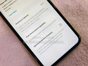 Pre-Owned Mobile Phone with Great Battery Backup