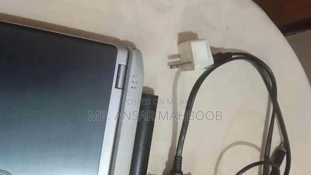 Pre-Owned Laptop with Reduced Battery Performance