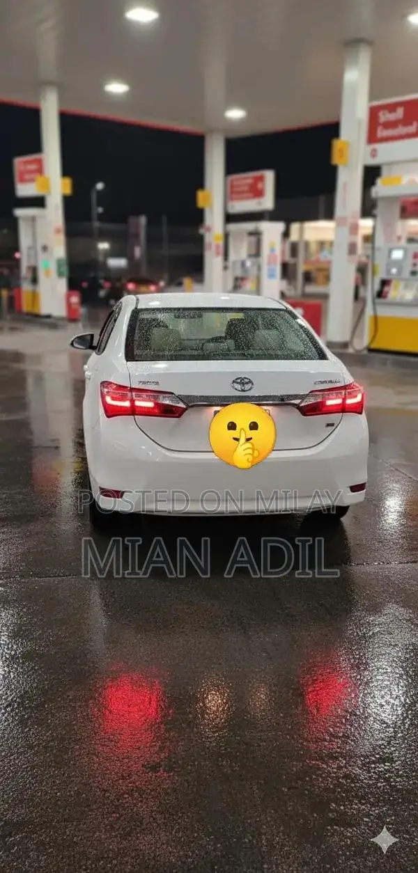 Toyota Corolla GLI Sedan - Well-Maintained 2015 Model