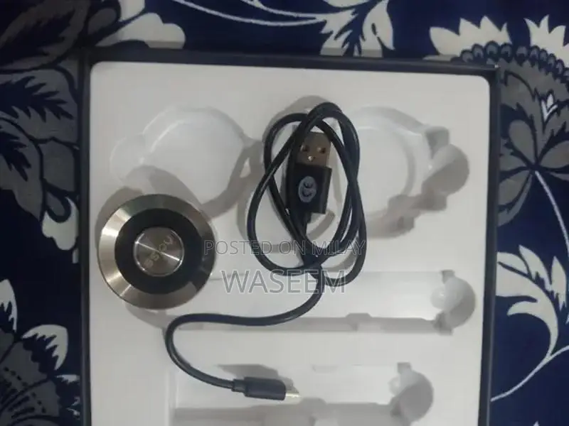 Noise Fit Hybrid Smart Watch - Advanced Fitness Tracker with Smartwatc