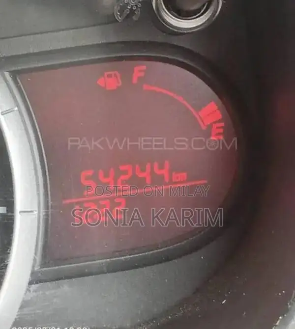 Suzuki Cultus VXL Used Car - Low Mileage Sedan