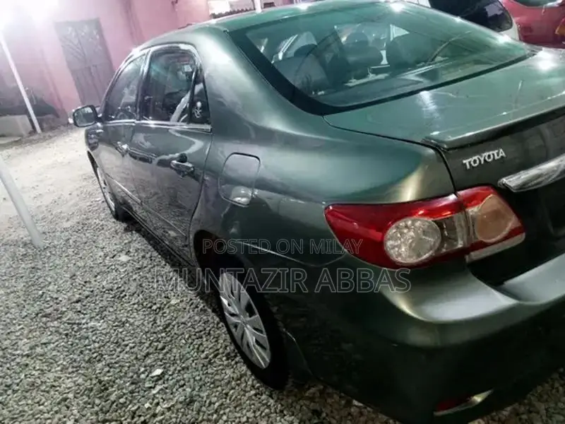 Sel Car: Biometric Ownership Vehicle