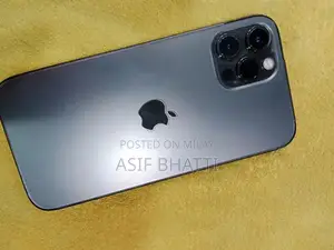 Photo - Apple iPhone 128GB Smartphone - Excellent Condition