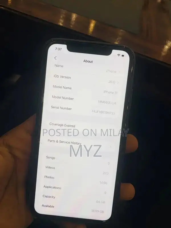 Apple iPhone 11 64GB Unlocked Smartphone