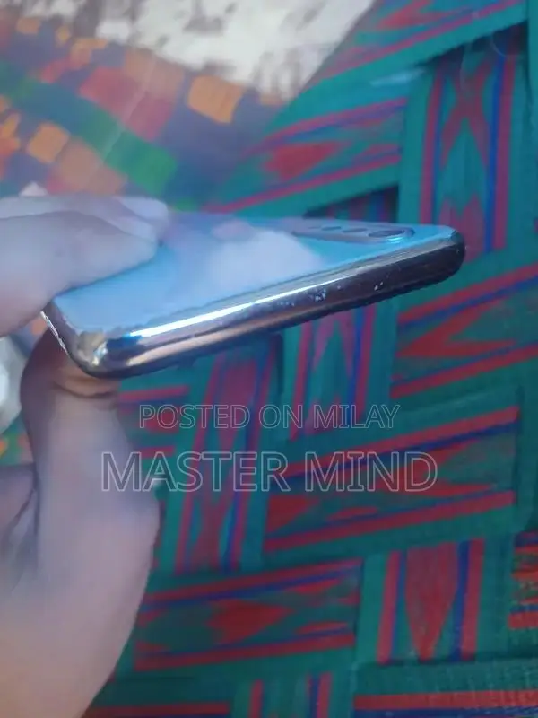 Vivo S1 Smartphone with Large Storage and Long Battery Life