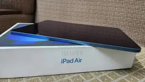 Apple iPad Air M1 5th Gen 11-inch Tablet