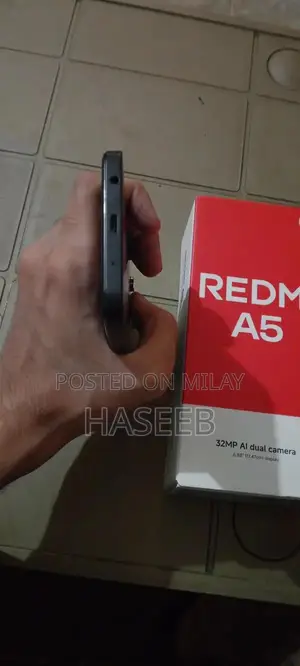 Redmi A5 Smartphone - 128GB, 4GB RAM, Excellent Condition, Barely Used